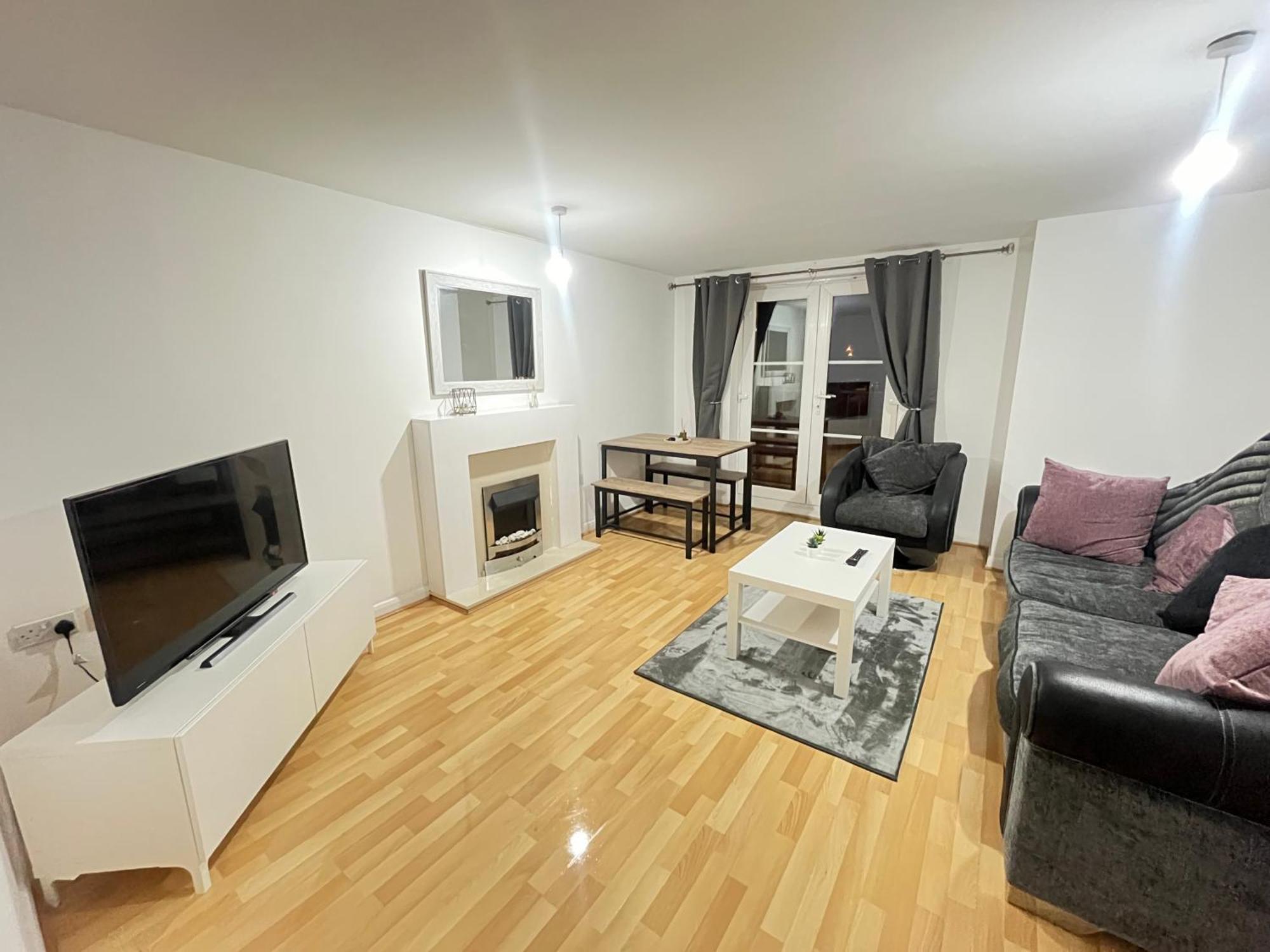High End Luxury 2 Bed Apartment