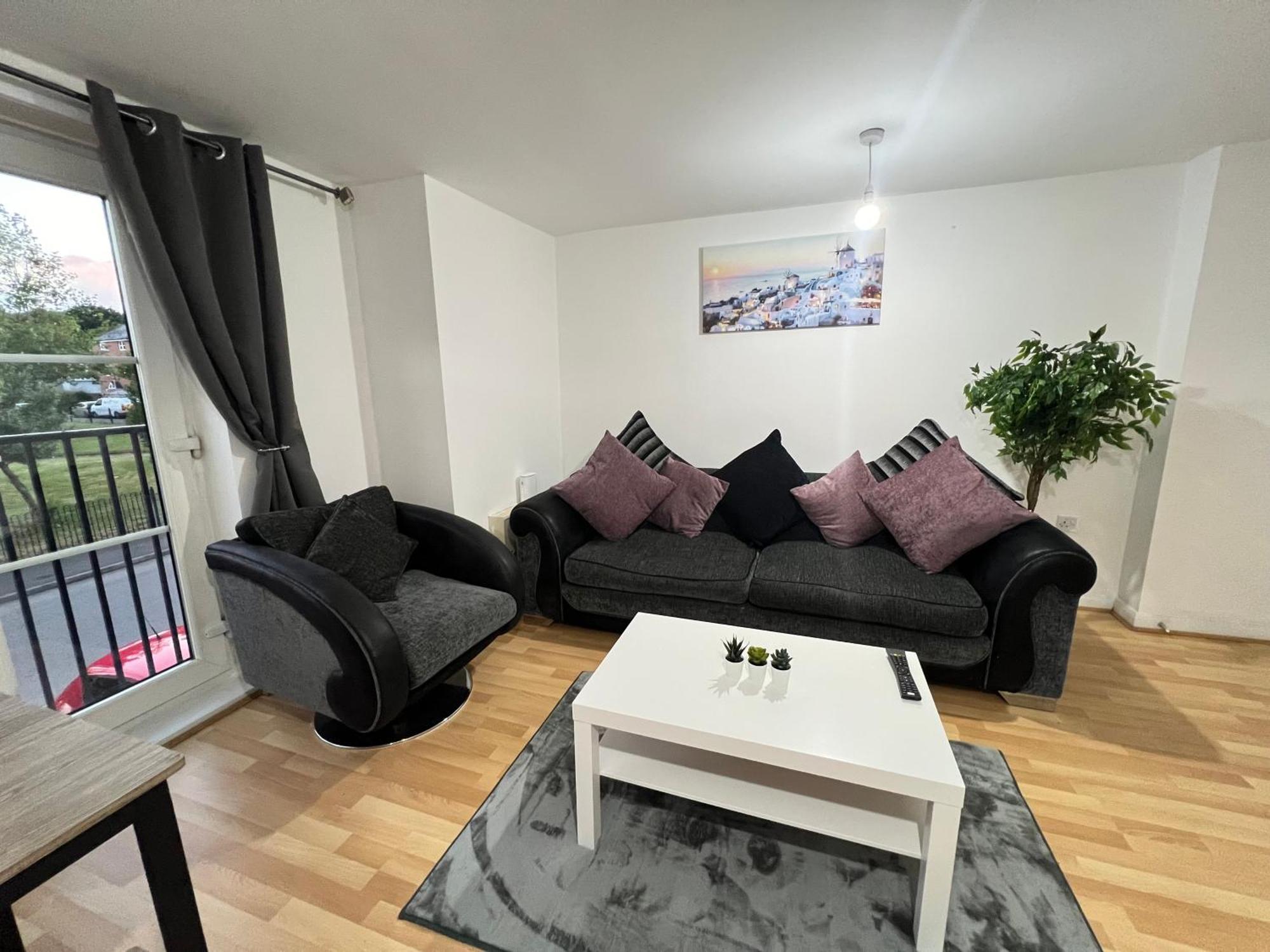 High End Luxury 2 Bed Apartment